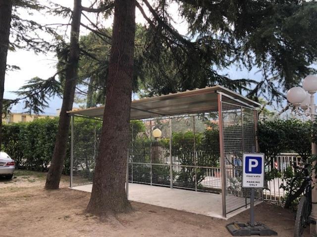 Hotel Royal Riva del Garda Esterno foto